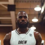 Un tuit sobre LeBron James y su esposa Savannah se vuelve viral en EE.UU., mostrando el lado más personal y familiar del jugador de baloncesto.