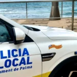 Un hombre fue detenido por robar con violencia en la playa de Ciutat Jardí tras ser retenido por testigos. Ingresó en psiquiatría debido a su agitación.