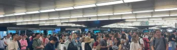 ¡Caos total en Atocha! Retrasos de hasta 4 horas en trenes de alta velocidad el 18 de agosto de 2024. Avería afectó a decenas de pasajeros.