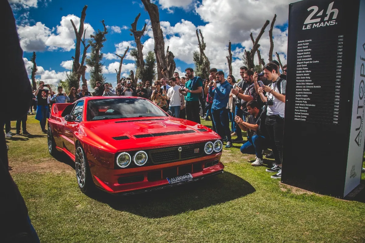 Descubre qué es un petrolhead y por qué los amantes de los coches tradicionales se resisten al avance de los vehículos eléctricos.