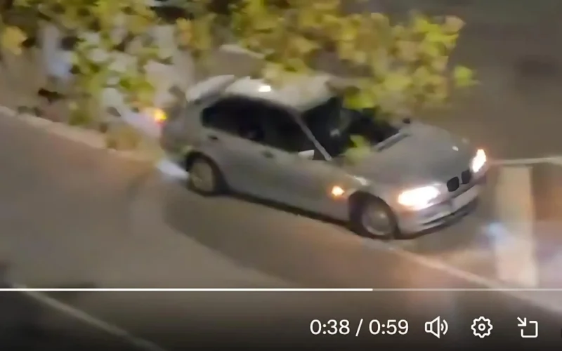 Una vecina de Palma comparte el vídeo de un vehículo haciendo trompos en plena calle Aragón