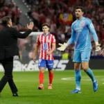 El Atlético de Madrid enfrenta el cierre parcial de su estadio durante tres partidos y una multa de 45.000 euros por incidentes en el derbi ante el Real Madrid.