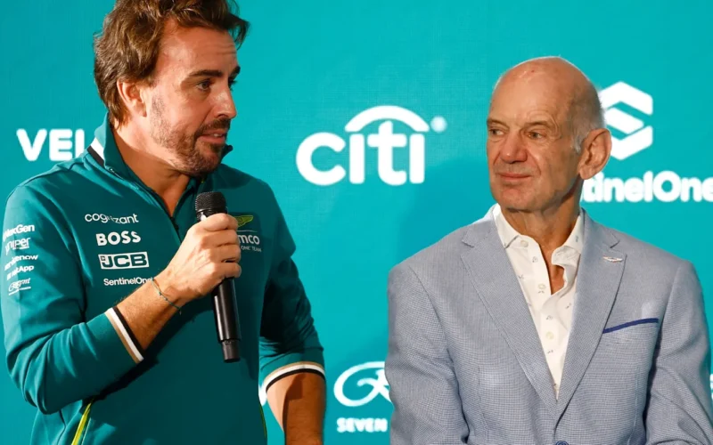 Newey elige a Alonso y Aston Martin por su modelo ‘old school’ frente a Ferrari y Hamilton