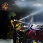 Un incendio en La Vileta, causado por la batería de un patinete eléctrico, alerta sobre los peligros de las baterías de litio en el hogar.