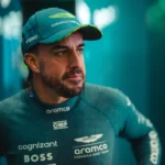 Fernando Alonso se ausenta del circuito por indisposición, pero sigue optimista respecto a su futuro en la F1. "Espero tener al menos otras 40 o 50 carreras más."