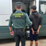 Dos hombres, uno menor de edad y otro con antecedentes, detenidos en Inca tras un violento asalto a un vecino al que dejaron inconsciente para robarle.