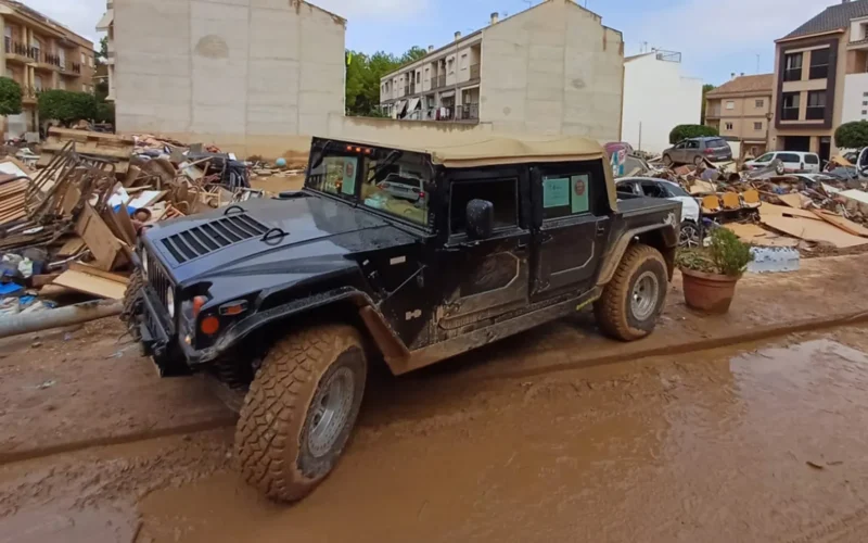 Solidaridad sobre ruedas: los grupos de 4×4, los primeros en llevar ayuda a Valencia tras la riada