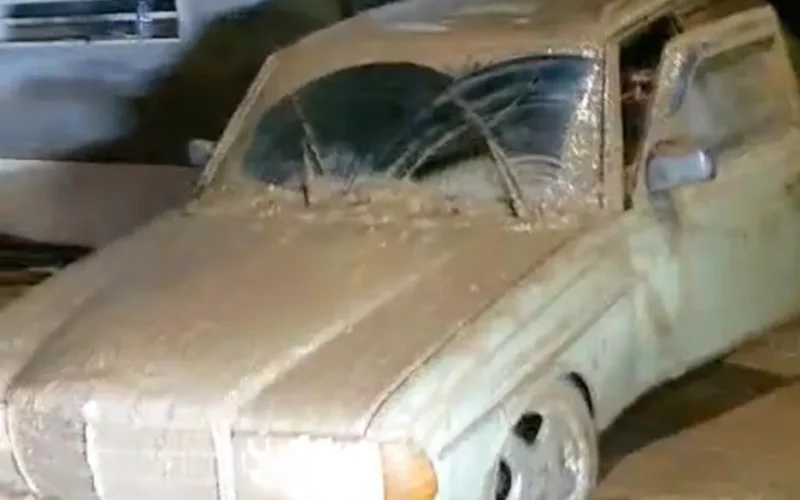 Mercedes W123: El icónico modelo que sobrevió a la DANA en Valencia