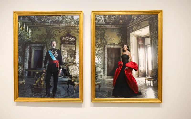 Los retratos reales de Felipe y Letizia por Annie Leibovitz: un homenaje a Velázquez y la elegancia española