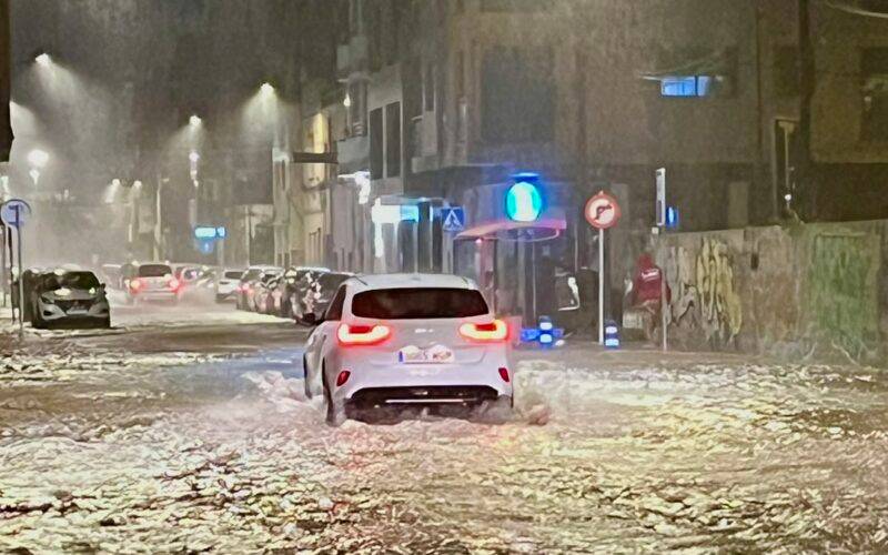 Benicarló en alerta por fuertes lluvias: dificultad extrema para circular