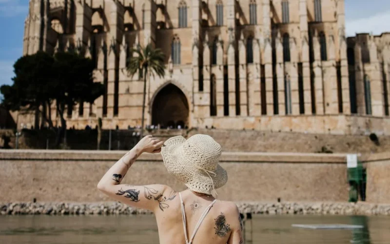 Vuelve el calor tras la DANA: Baleares y el sur de España alcanzarán temperaturas de verano este fin de semana