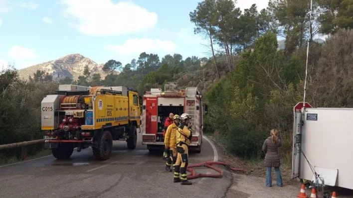 Incendio en Andratx: el 112 solicita voluntarios formados con EPI