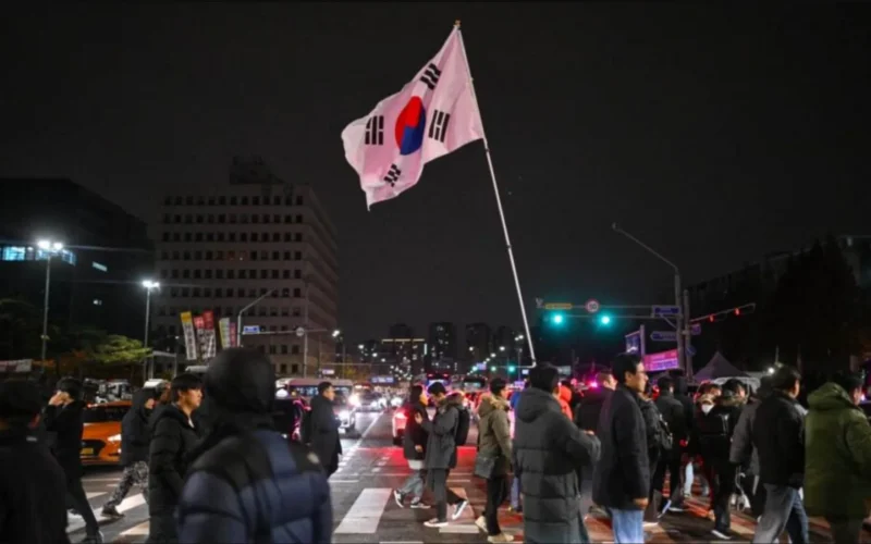 Todo lo que está pasando en Corea del Sur tras la declaración de la Ley Marcial